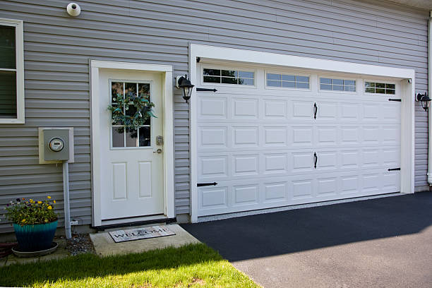 24/7 Emergency Garage Door Panel Replacement experts in Passaic County County, NJ